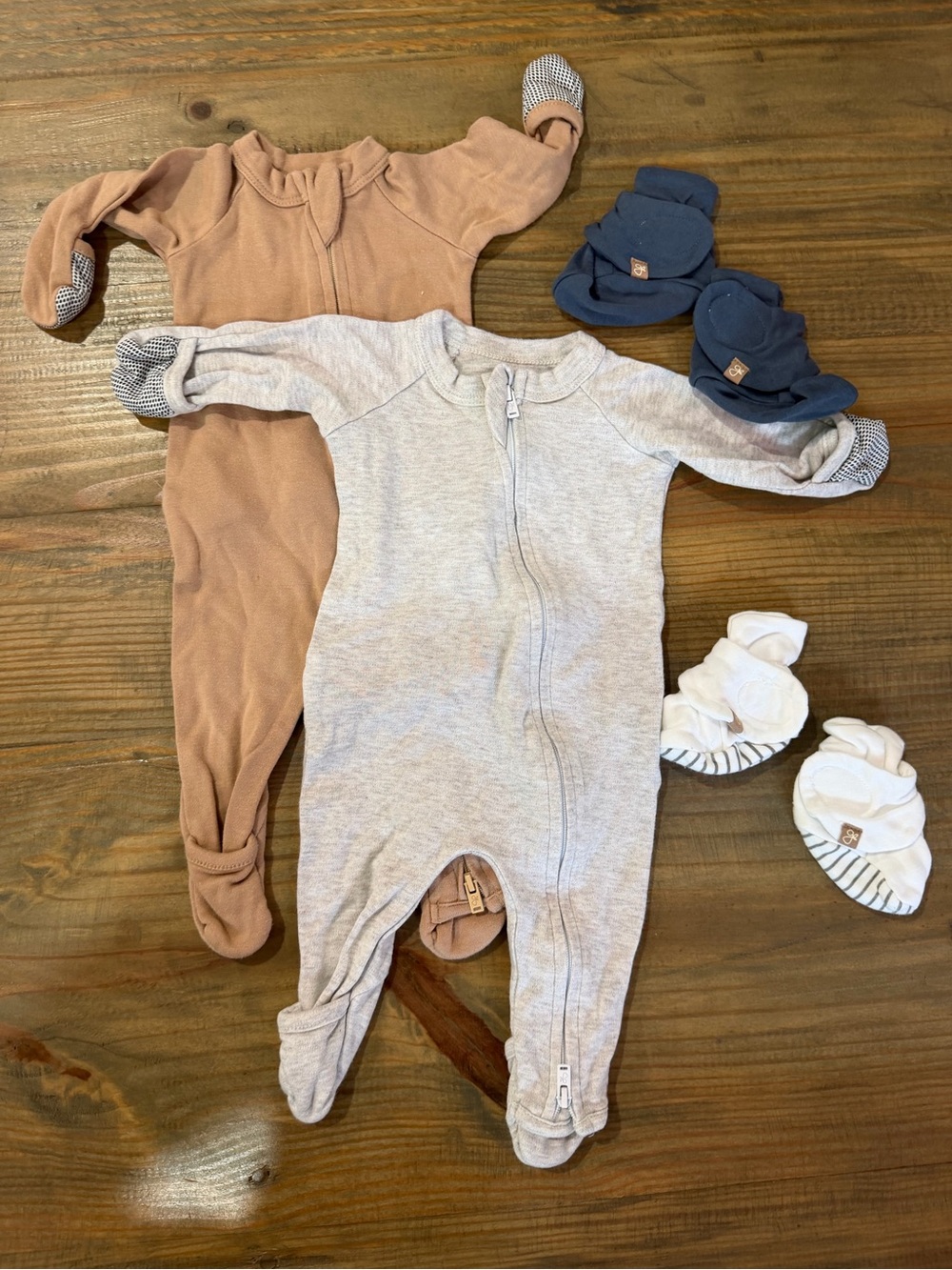 Goumi Kids Footed One-Piece Sleepers in Brown and Light Gray plus NB booties